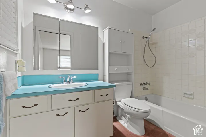5803 S 6300 W, Hooper, Utah 84315