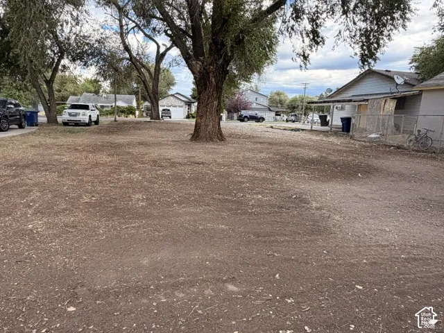 Rear lot look front