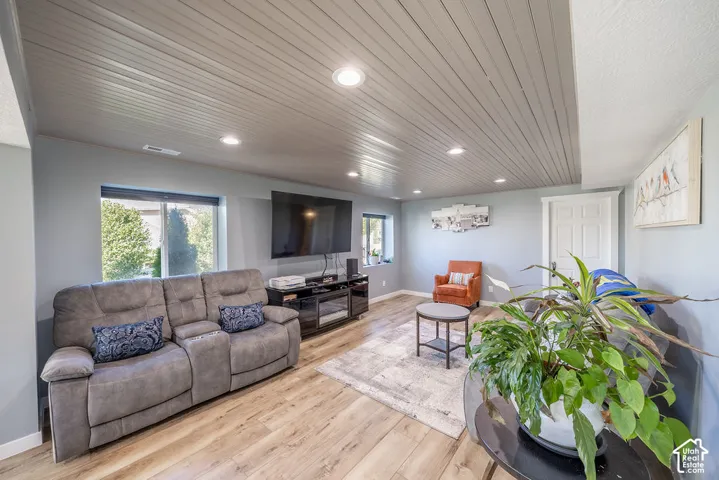 2823 N 1175 E, North Ogden, Utah 84414