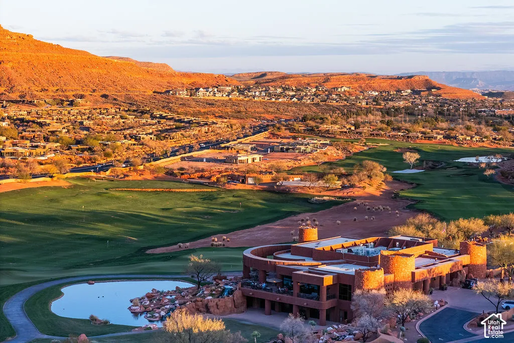 Entrada Clubhouse, Practice area and Hole # 1