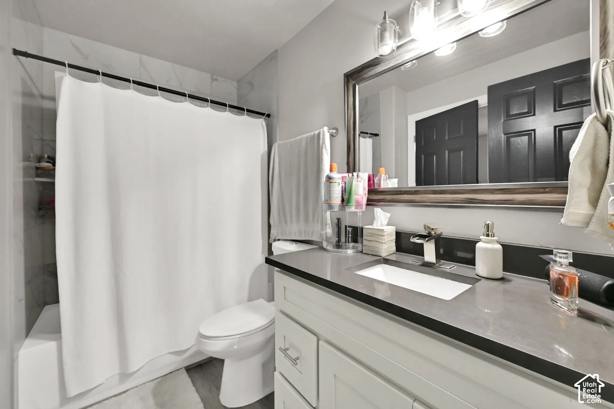 Upstairs bathroom