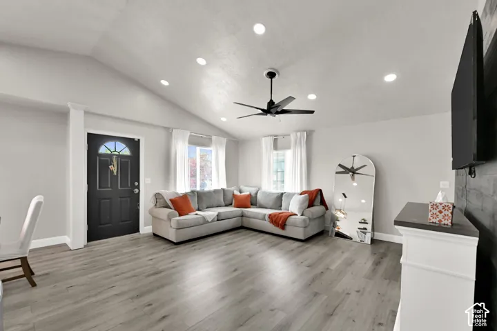 1436 N Spring Mountain Dr, Springville, Utah 84663