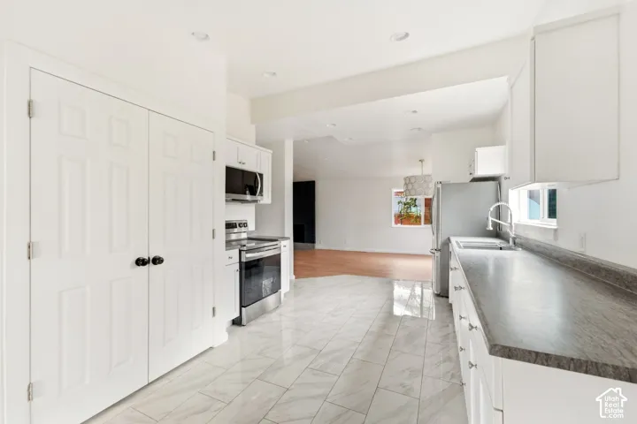3771 S Alta Loma Dr, Salt Lake City, Utah 84106