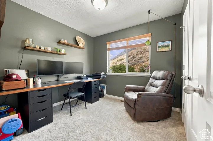 Bedroom #2 w/Mountain View!