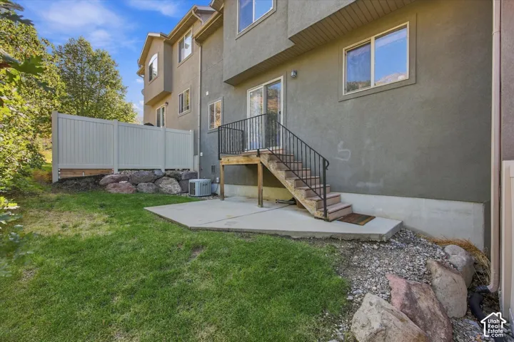 Backyard Area backs to the Mountain!
