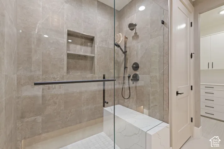 1642 E Center Pointe Dr, Lehi, Utah 84043