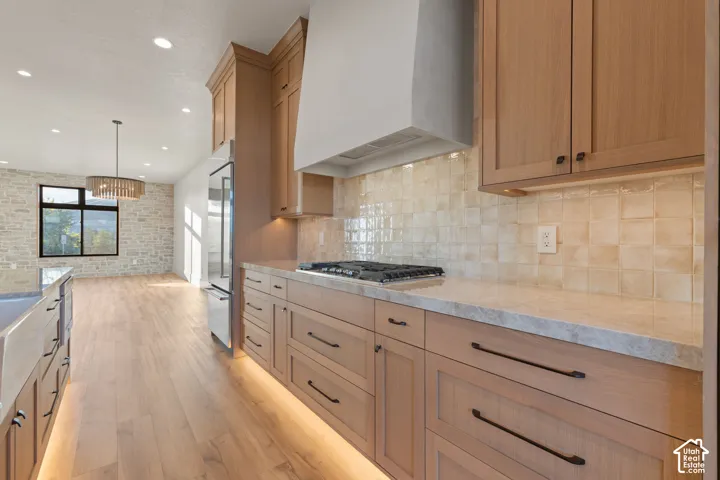 1642 E Center Pointe Dr, Lehi, Utah 84043