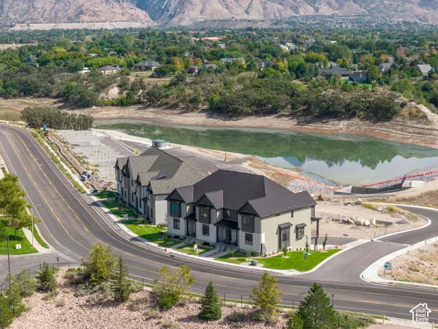 1642 E Center Pointe Dr, Lehi, Utah 84043