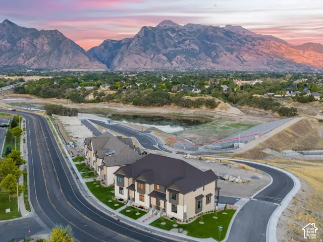 1642 E Center Pointe Dr, Lehi, Utah 84043