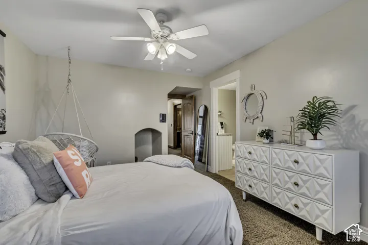 Recessed wall niche, ceiling fan with integrated lighting