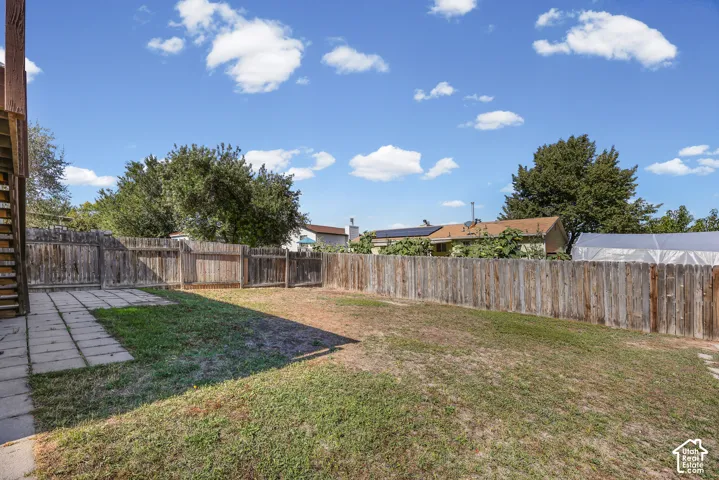 1428 W Twin Oaks Dr, West Jordan, Utah 84088