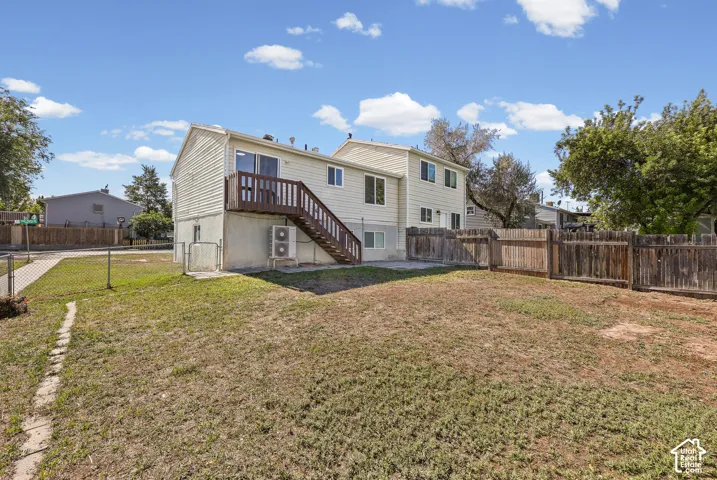 1428 W Twin Oaks Dr, West Jordan, Utah 84088