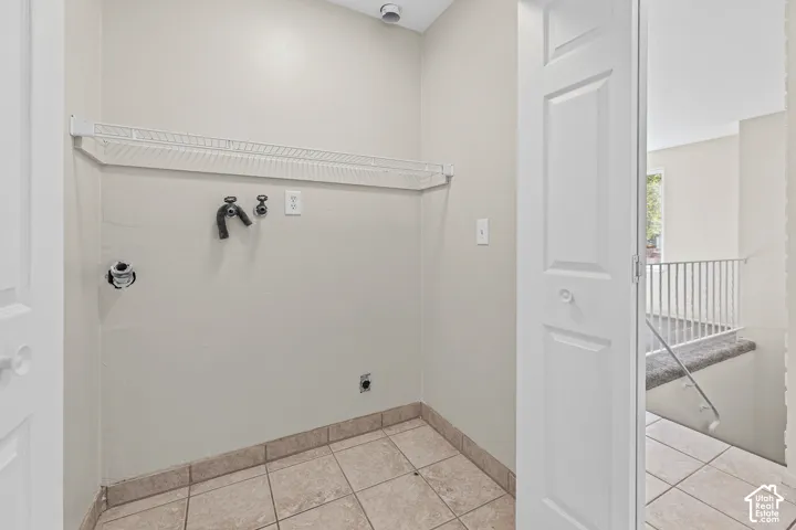 1428 W Twin Oaks Dr, West Jordan, Utah 84088