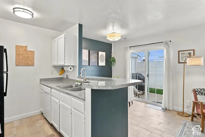 Open concept kitchen/living/dining