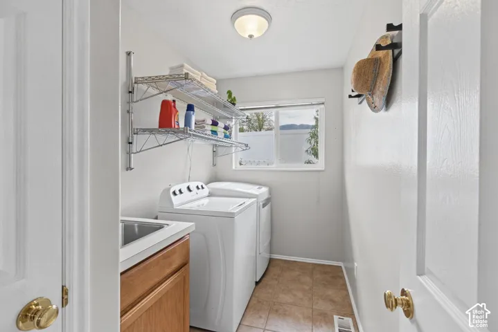 348 S Elk Ridge Dr, Elk Ridge, Utah 84651