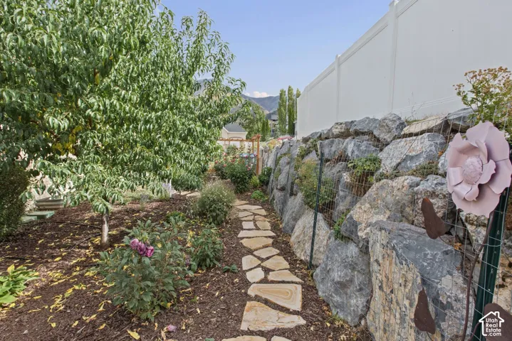 348 S Elk Ridge Dr, Elk Ridge, Utah 84651