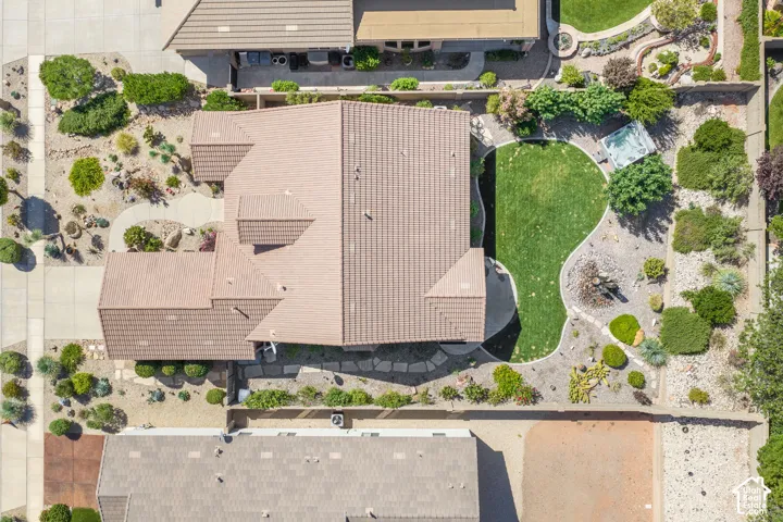 Tile roof structure