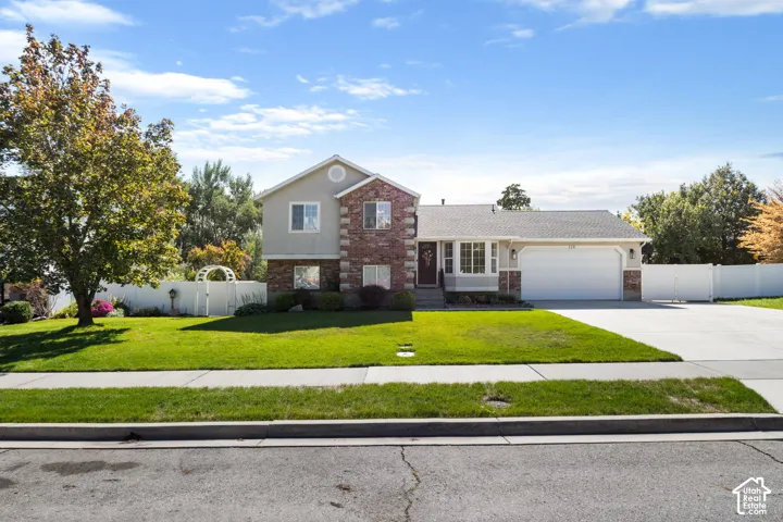 Beautifully landscaped, mature front yard
