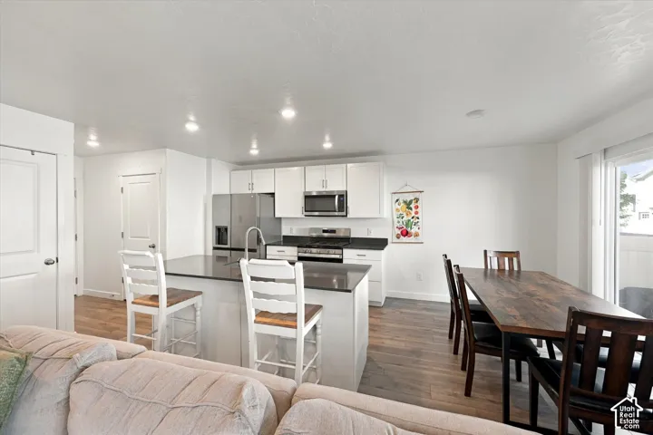 1108 E Dogwatch Dr, Saratoga Springs, Utah 84045