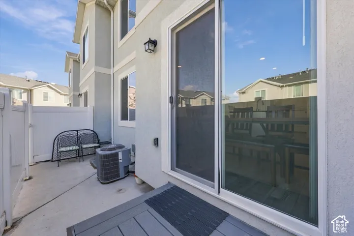 1108 E Dogwatch Dr, Saratoga Springs, Utah 84045