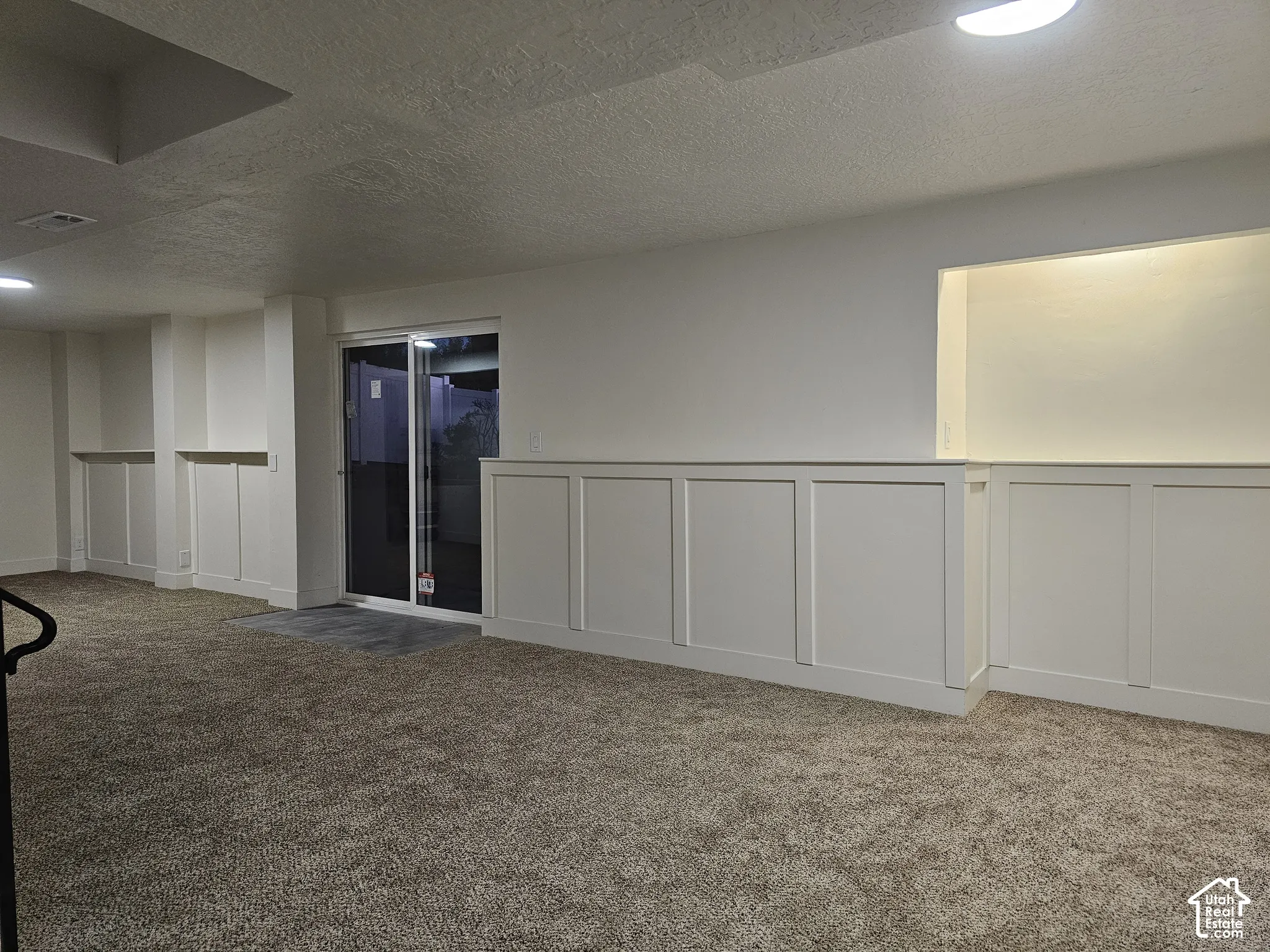 Built-in nook area