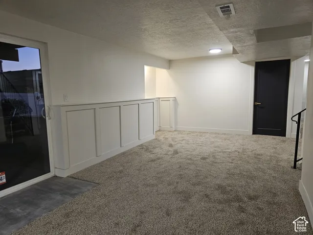 Nook area and laundry room (behind the door)