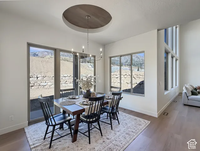 1258 W Caribou Ct, Pleasant View, Utah 84414