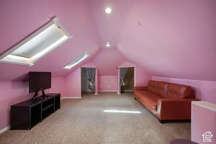 Upstairs Bonus room/  bedroom