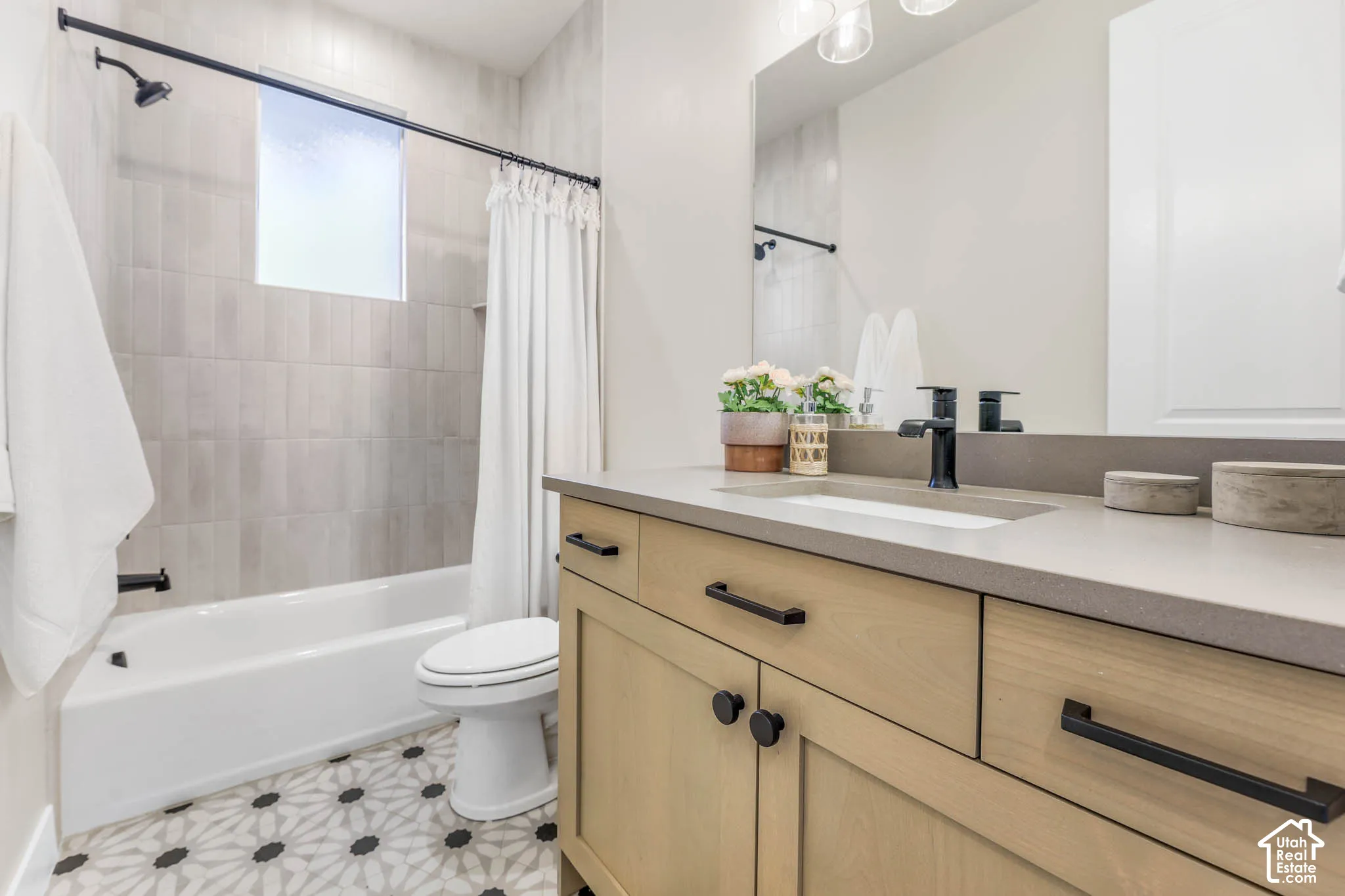 Spare bathroom on main floor