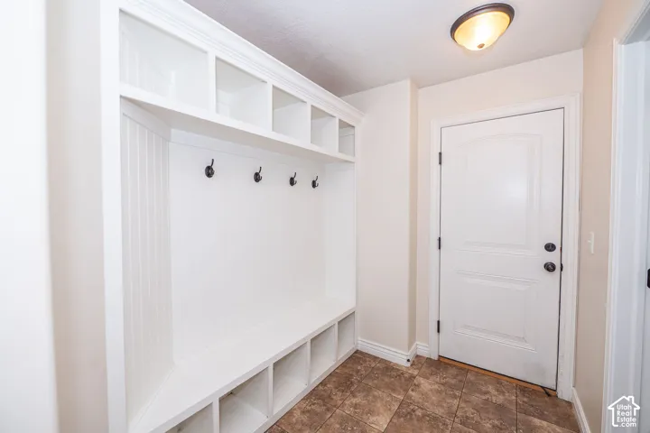 257 W 350 S, Hyde Park, Utah 84318