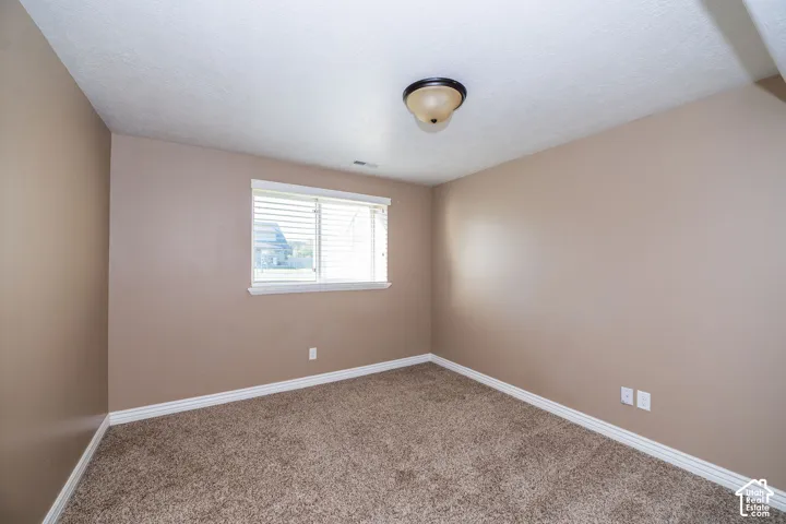 257 W 350 S, Hyde Park, Utah 84318