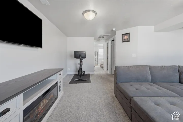 476 W 60 S, Hyrum, Utah 84319
