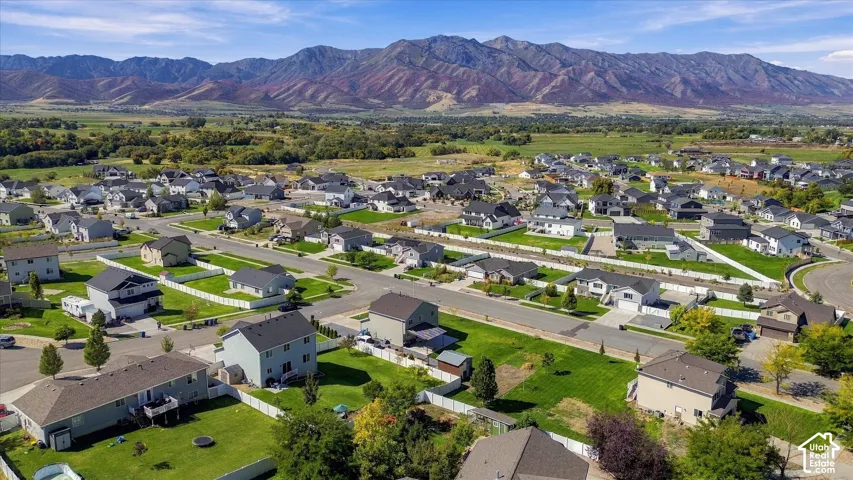 476 W 60 S, Hyrum, Utah 84319