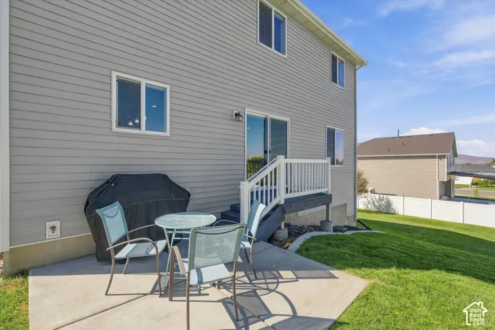 476 W 60 S, Hyrum, Utah 84319