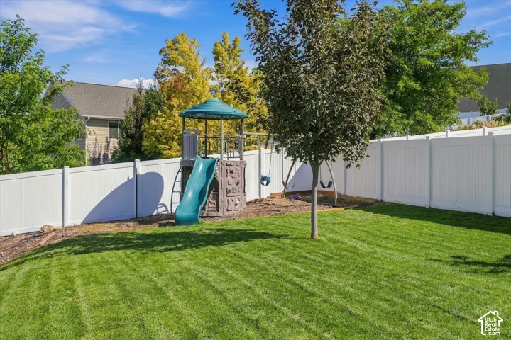 476 W 60 S, Hyrum, Utah 84319