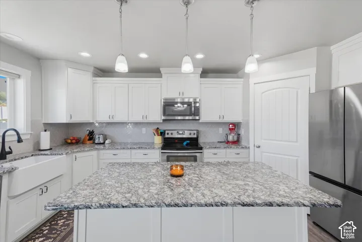 476 W 60 S, Hyrum, Utah 84319