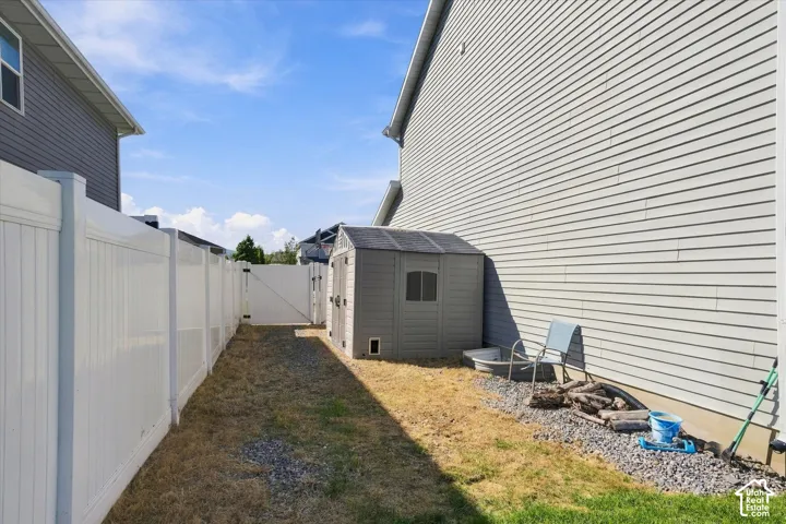 476 W 60 S, Hyrum, Utah 84319