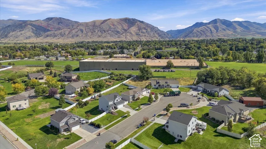 476 W 60 S, Hyrum, Utah 84319