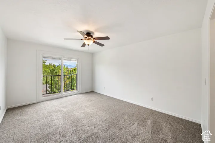 White painted walls with textured carpet