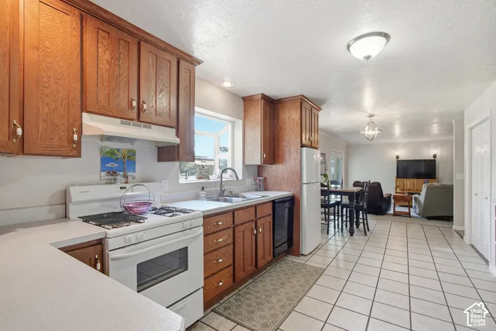 1582 N 1930 W, Provo, Utah 84604