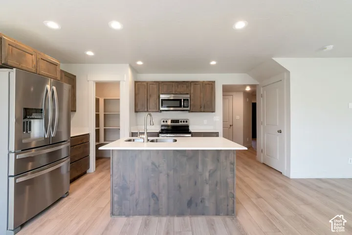 801 W Lone Ln, Mapleton, Utah 84664