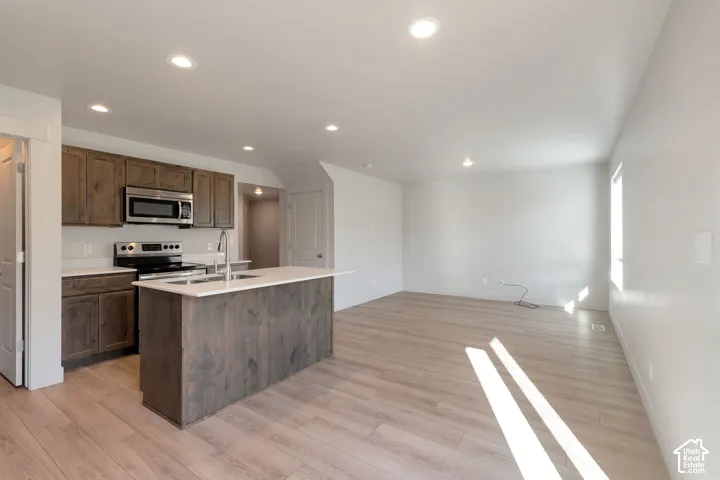 801 W Lone Ln, Mapleton, Utah 84664