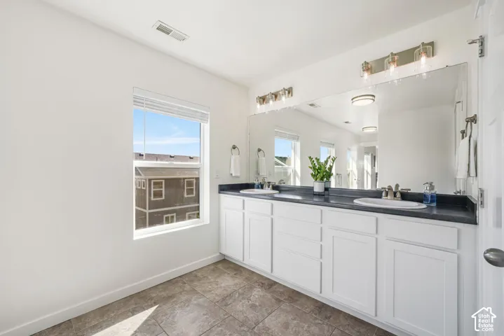 5133 E High Noon Ave, Eagle Mountain, Utah 84005