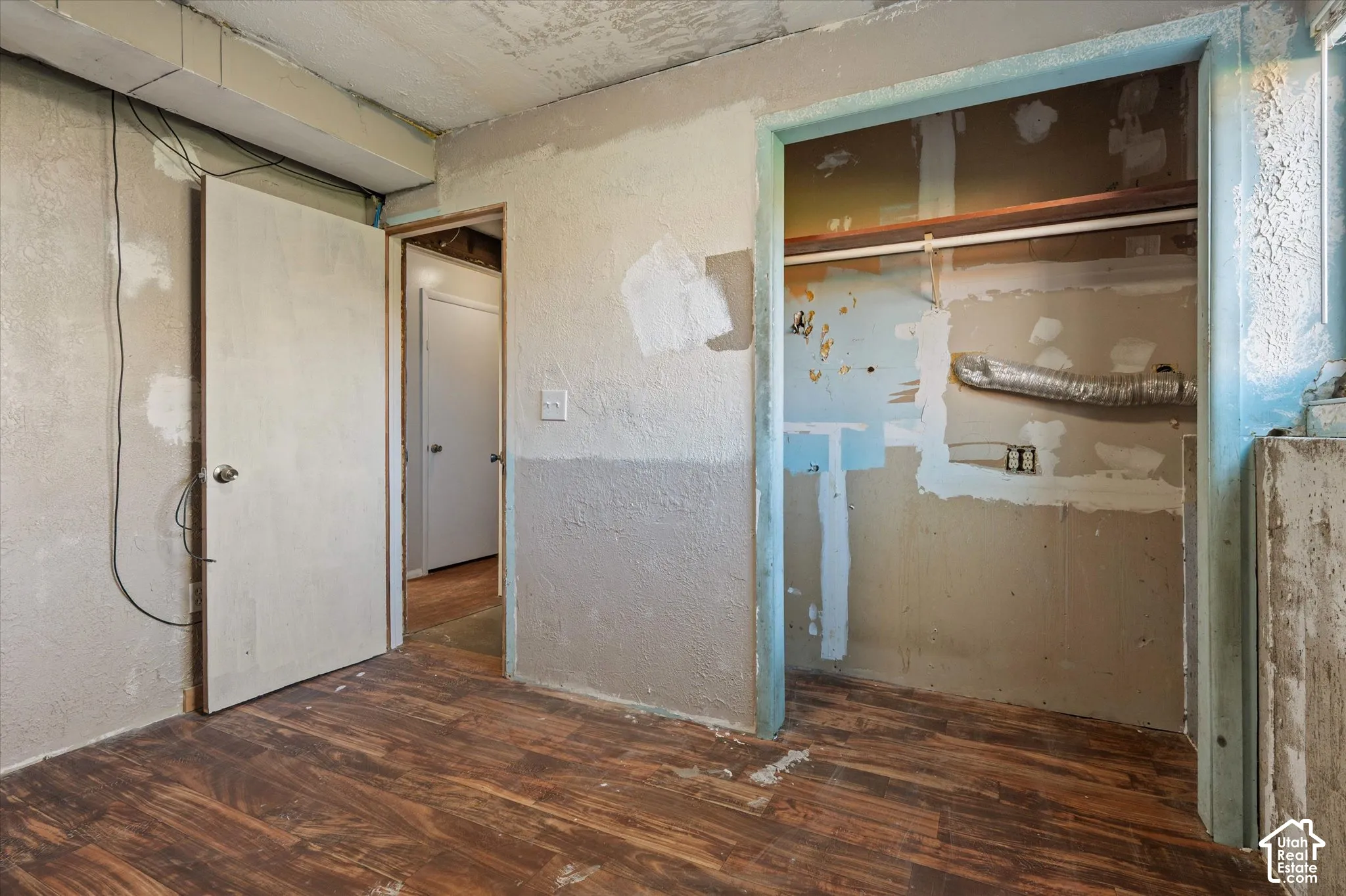 This room will be painted (flex room)