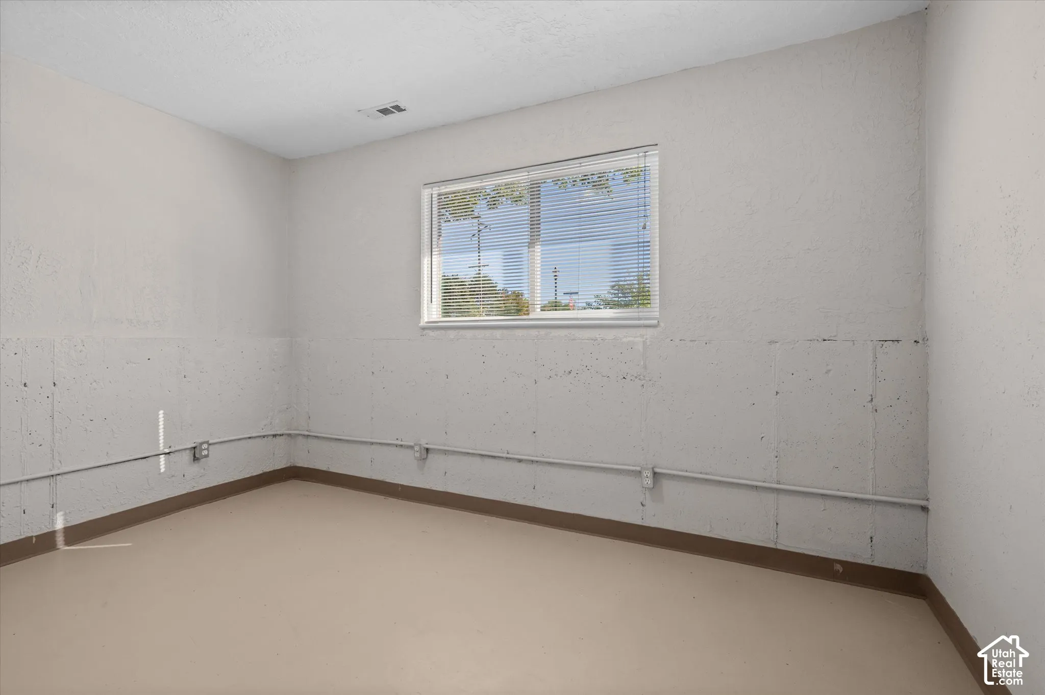 Window with horizontal blinds
