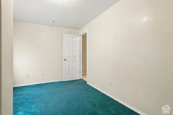 Neutral wall paint throughout