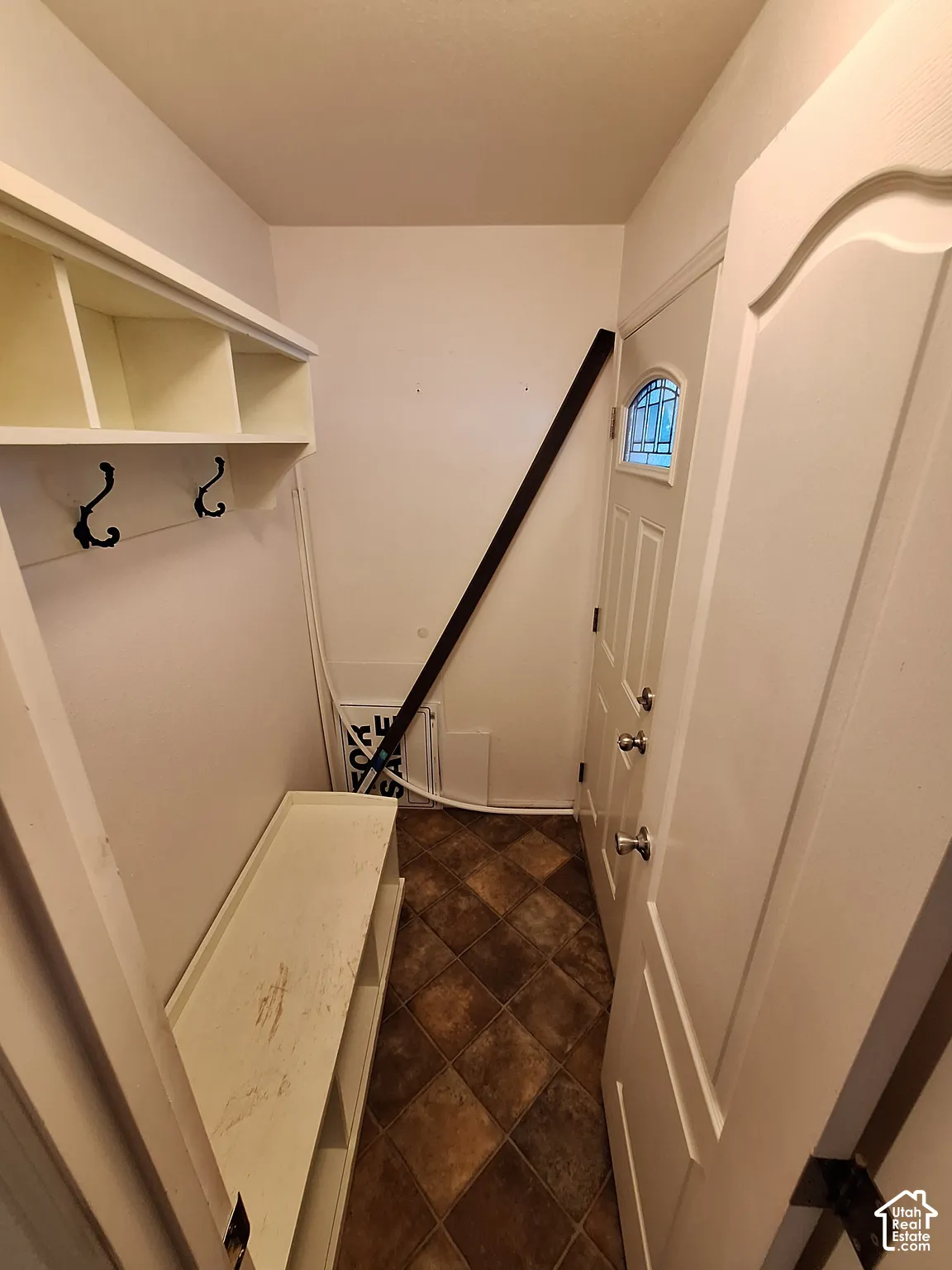 Side Entrance to Bedroom