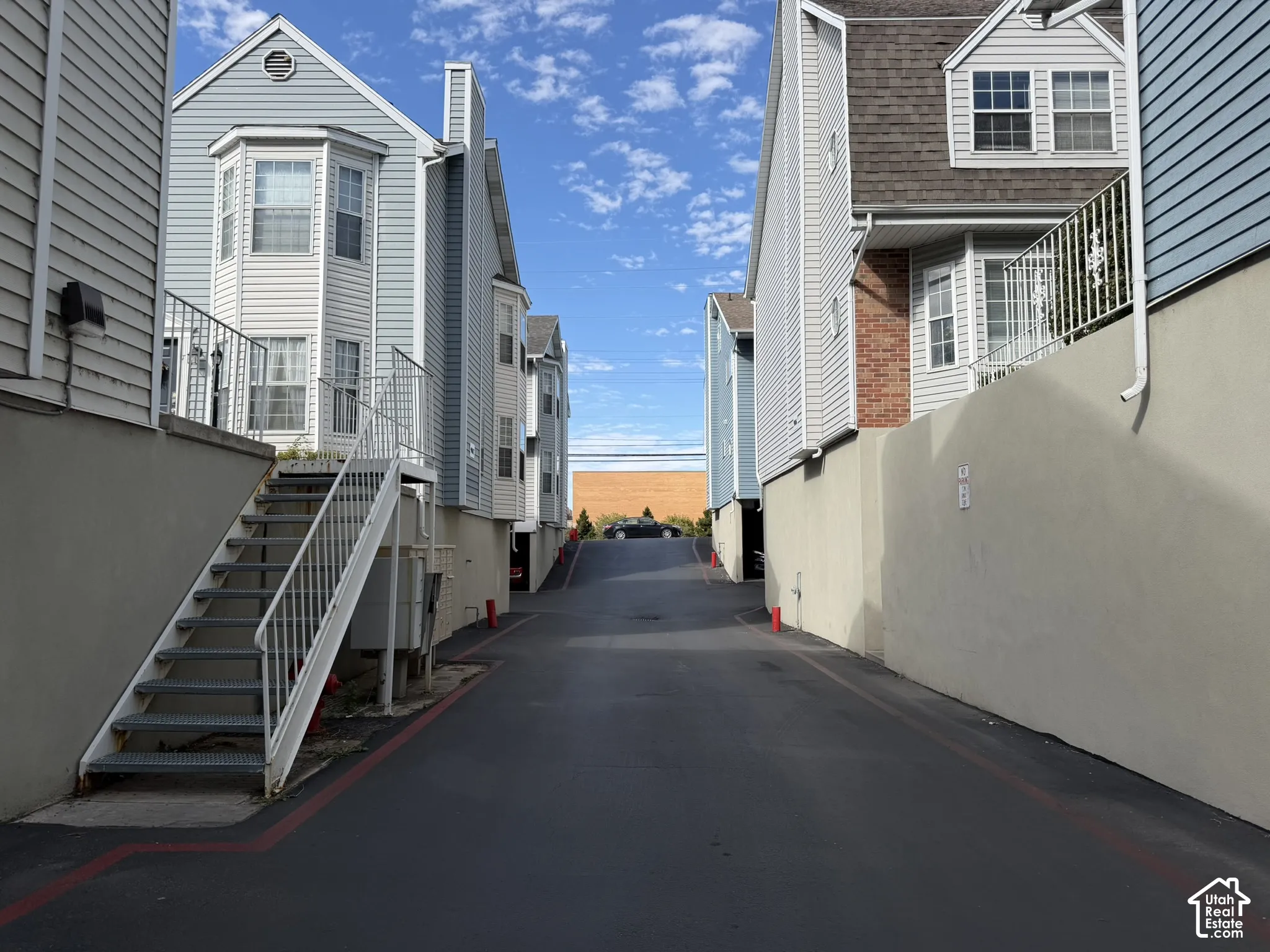 Community driveway