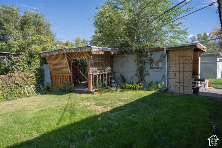Back Yard / Covered Patio