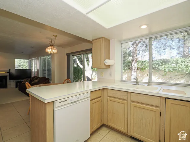 2081 E Rainbow Point Dr, Holladay, Utah 84124